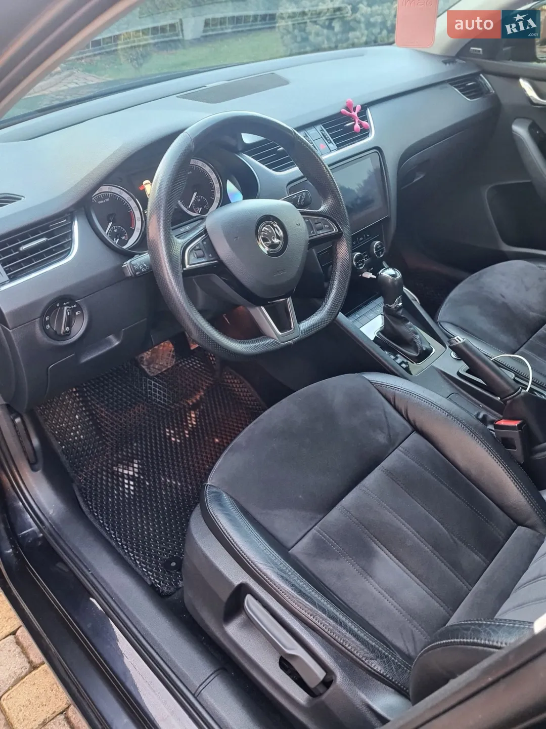 2017 Skoda Octavia - мініатюра 8