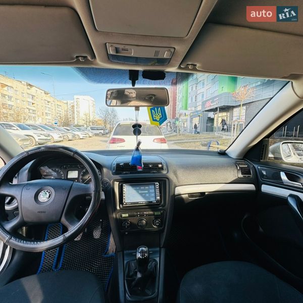 Лифтбек Skoda Octavia 2006 в Львове