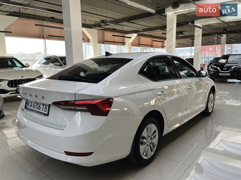 Лифтбек Skoda Octavia 2021 в Хмельницком