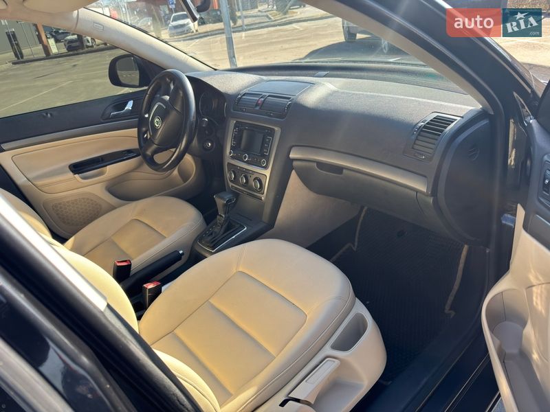 Универсал Skoda Octavia 2010 в Боярке