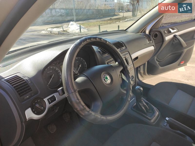 Лифтбек Skoda Octavia 2008 в Киеве