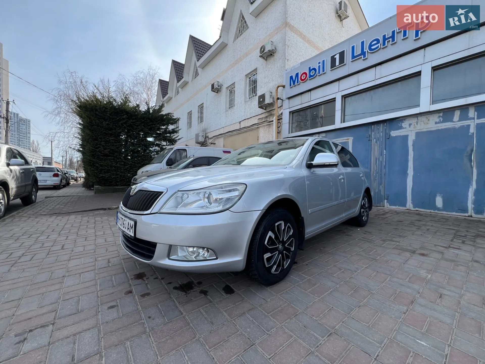 2011 Skoda Octavia - мініатюра 2