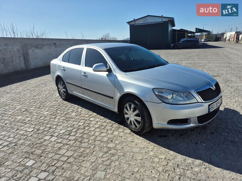 Лифтбек Skoda Octavia 2008 в Кременце