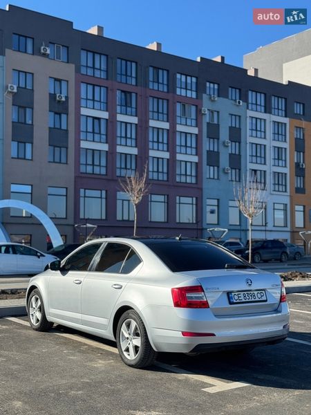 Лифтбек Skoda Octavia 2014 в Ровно