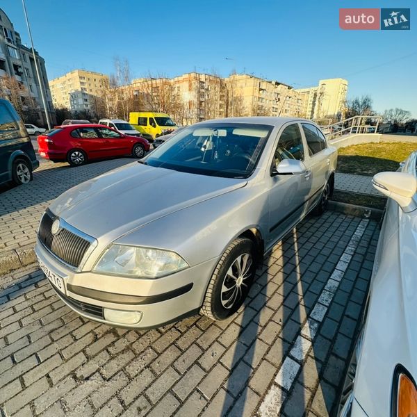 Лифтбек Skoda Octavia 2006 в Львове