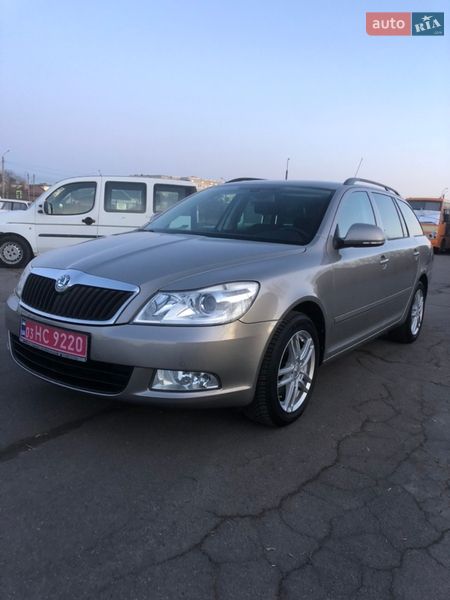 Универсал Skoda Octavia 2010 в Луцке
