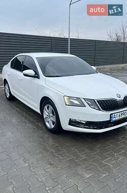 Лифтбек Skoda Octavia 2018 в Николаеве