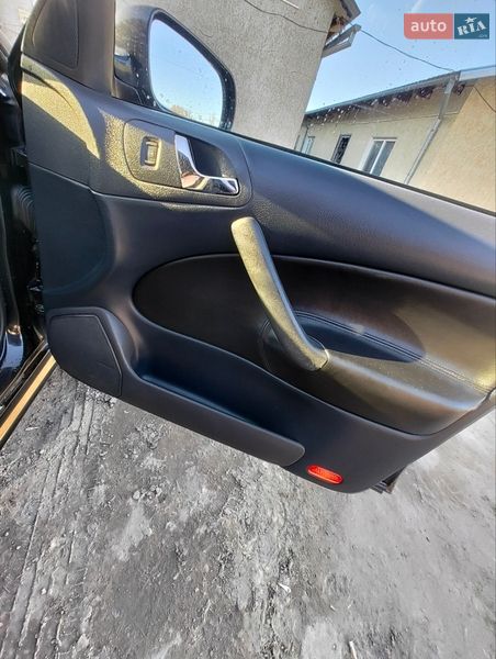 Лифтбек Skoda Octavia 2003 в Тарутине