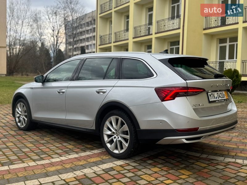 Универсал Skoda Octavia 2022 в Стрые