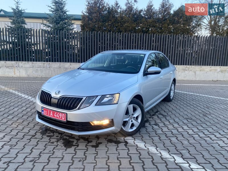 Лифтбек Skoda Octavia 2019 в Луцке