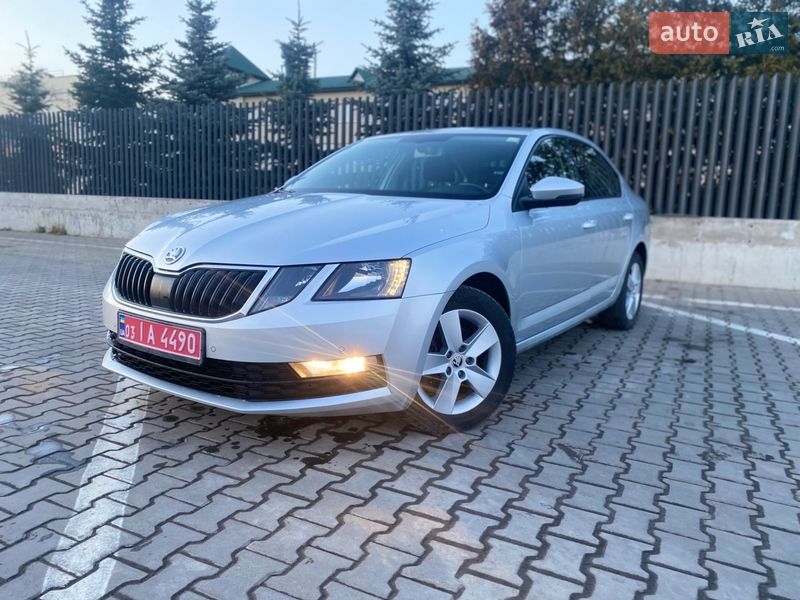Лифтбек Skoda Octavia 2019 в Луцке