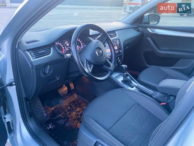 Лифтбек Skoda Octavia 2019 в Луцке