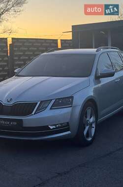 Універсал Skoda Octavia 2019 в Києві