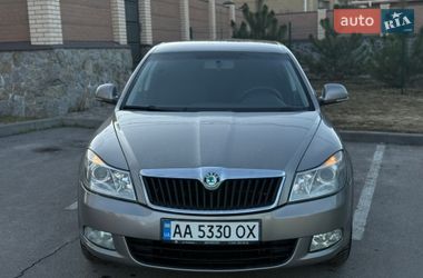 Лифтбек Skoda Octavia 2010 в Кропивницком