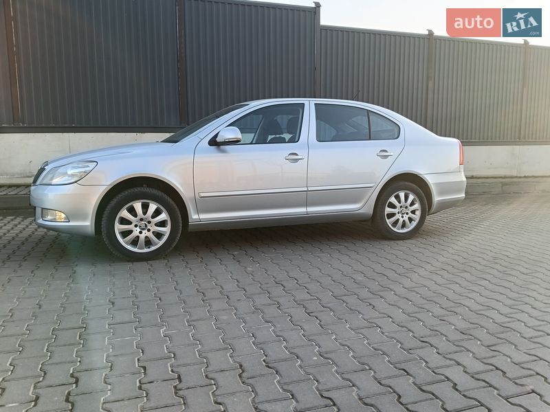 Лифтбек Skoda Octavia 2011 в Луцке фото 4 Лифтбек Skoda Octavia 2011 в Луцке
