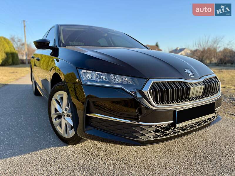 Лифтбек Skoda Octavia 2024 в Днепре