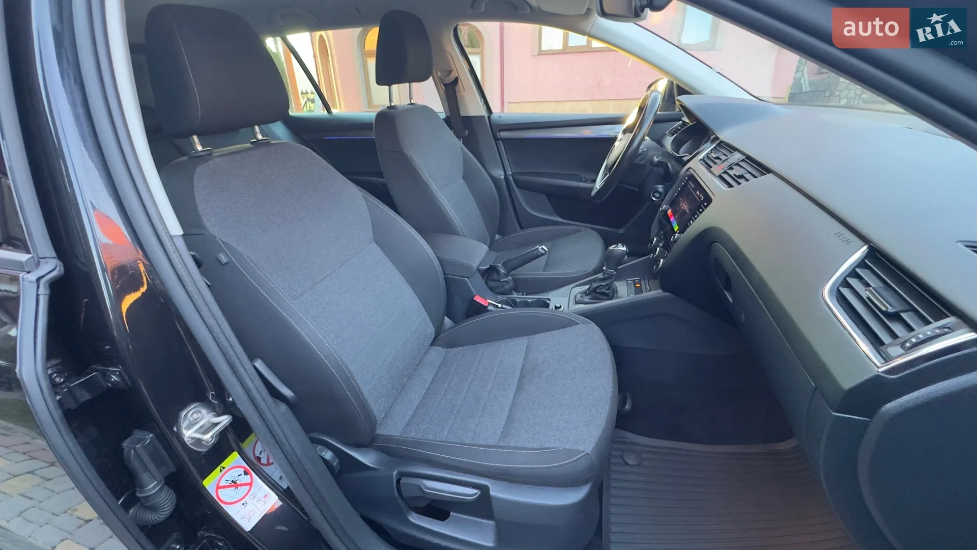 2019 Skoda Octavia - мініатюра 66