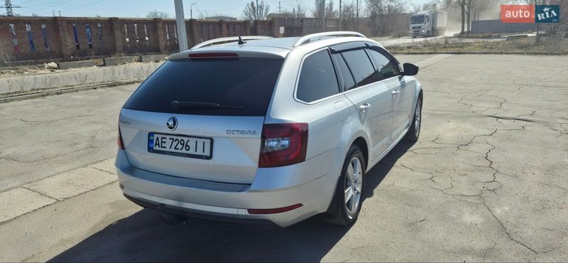Универсал Skoda Octavia 2019 в Днепре