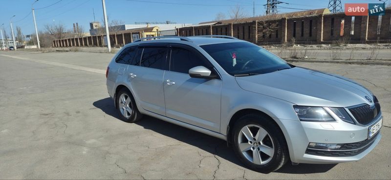 Универсал Skoda Octavia 2019 в Днепре