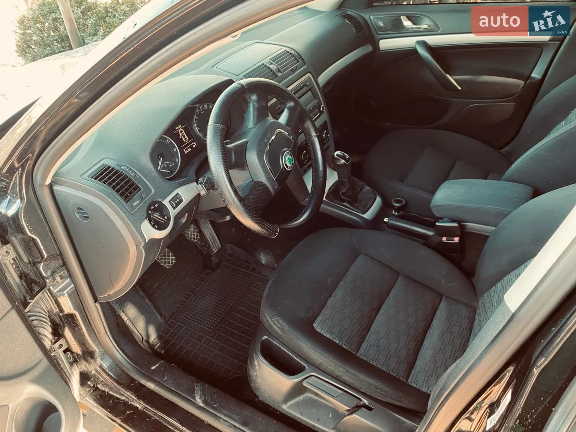 2011 Skoda Octavia - мініатюра 7