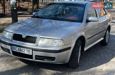 Лифтбек Skoda Octavia 2005 в Остроге