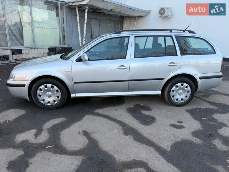Универсал Skoda Octavia 2003 в Полтаве