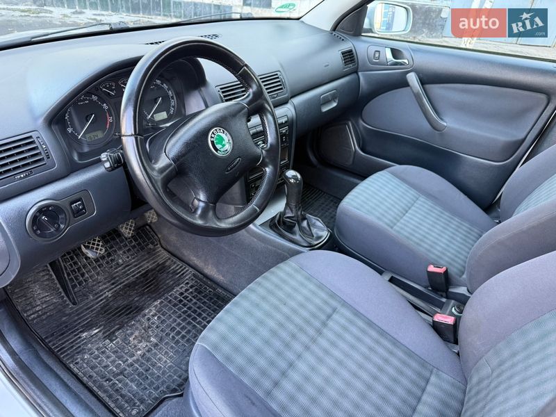 Универсал Skoda Octavia 2003 в Полтаве