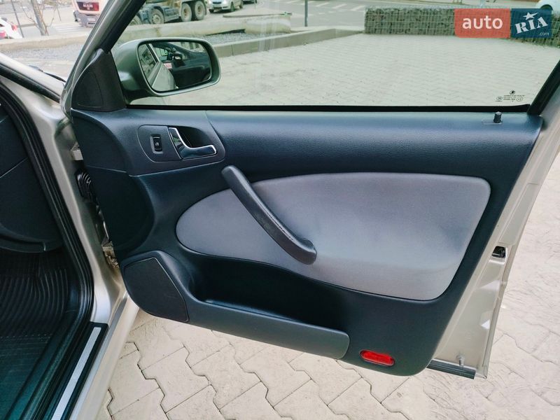 Лифтбек Skoda Octavia 2009 в Львове