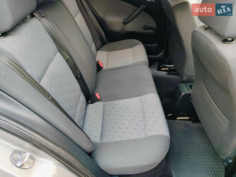 Лифтбек Skoda Octavia 2009 в Львове