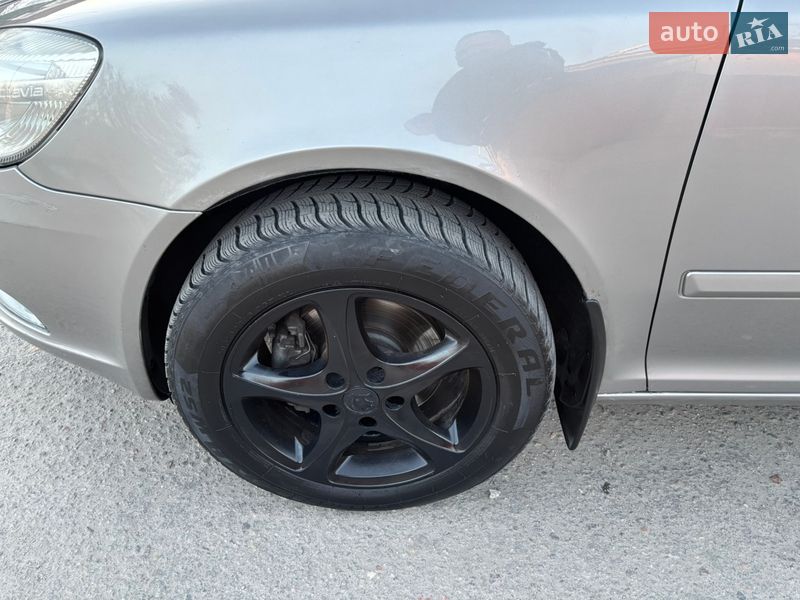 Лифтбек Skoda Octavia 2009 в Запорожье