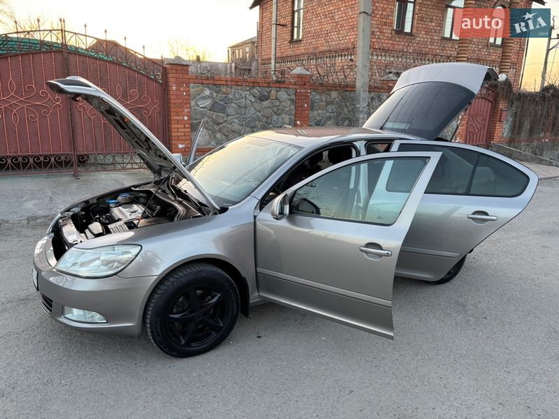 Лифтбек Skoda Octavia 2009 в Запорожье