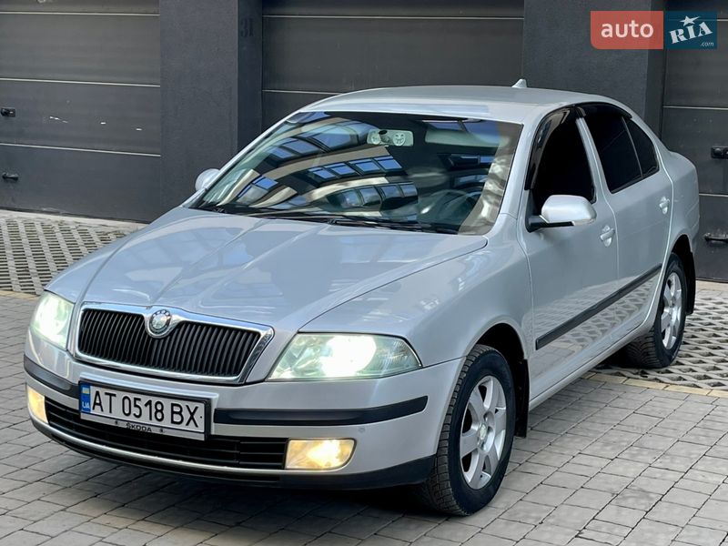 Лифтбек Skoda Octavia 2005 в Ивано-Франковске