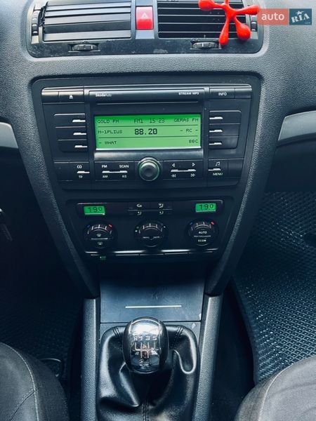 Лифтбек Skoda Octavia 2005 в Ивано-Франковске