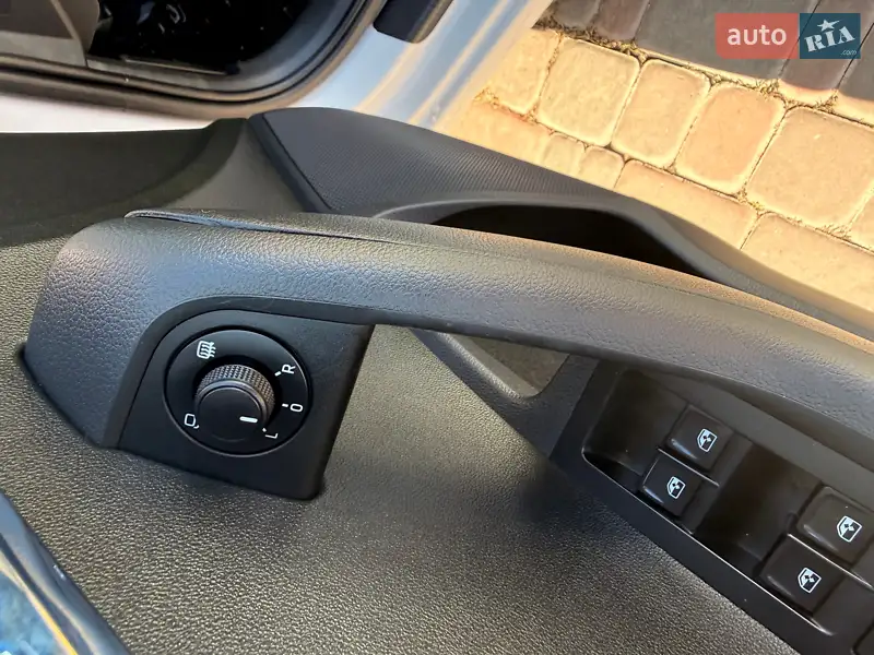 Skoda Octavia 2018 VIN TMBAG7NE4K0060928 фото оголошення 14 з 44