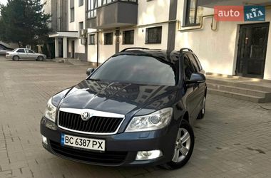 Універсал Skoda Octavia 2009 в Пустомитах