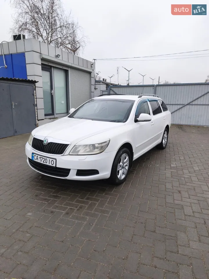 2011 Skoda Octavia - мініатюра 20