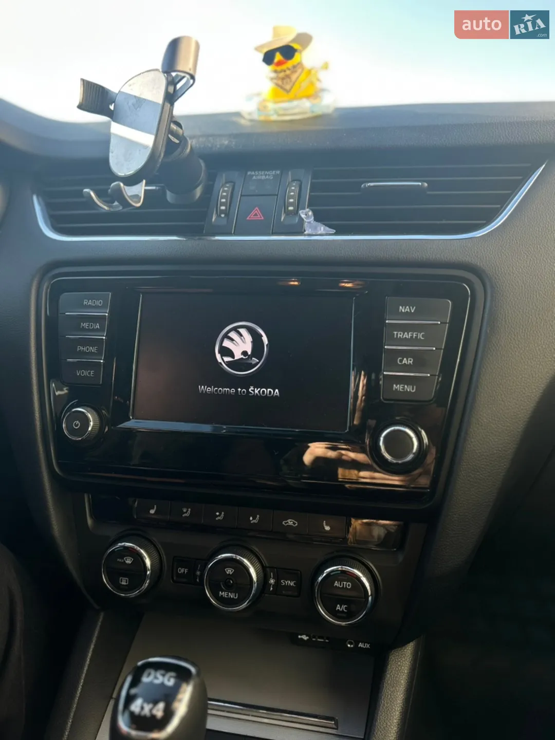 2015 Skoda Octavia - мініатюра 14