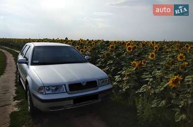 Универсал Skoda Octavia 1998 в Киеве