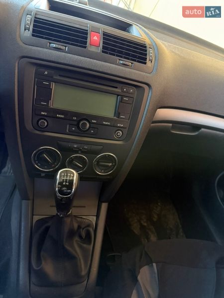 Ліфтбек Skoda Octavia 2006 в Ічні