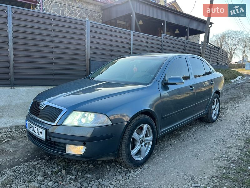 Лифтбек Skoda Octavia 2005 в Кицмани