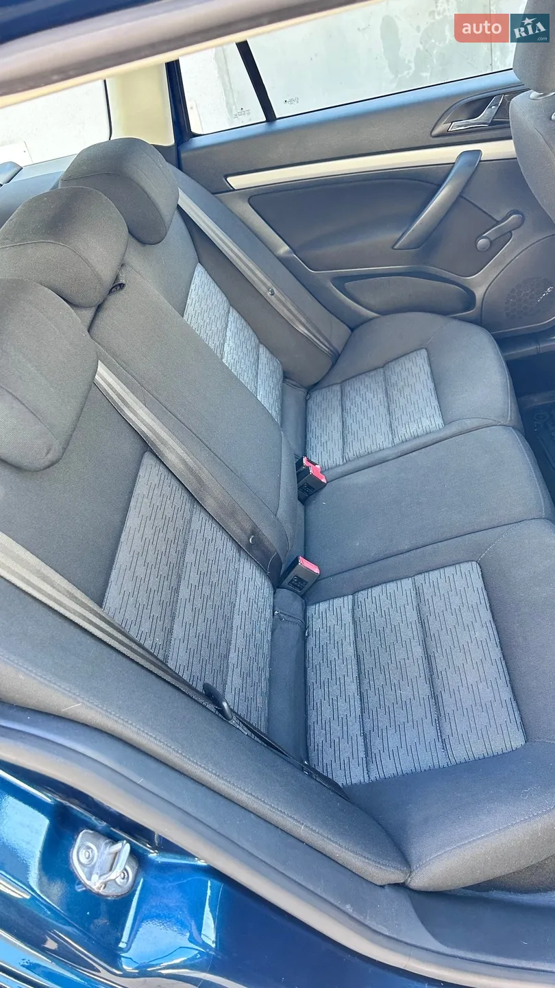 2012 Skoda Octavia - мініатюра 72
