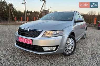 Універсал Skoda Octavia 2013 в Черкасах