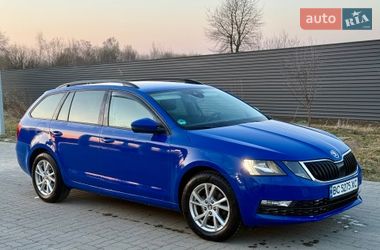 Универсал Skoda Octavia 2018 в Стрые
