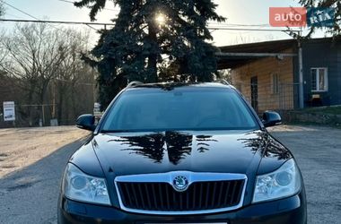 Универсал Skoda Octavia 2012 в Черновцах