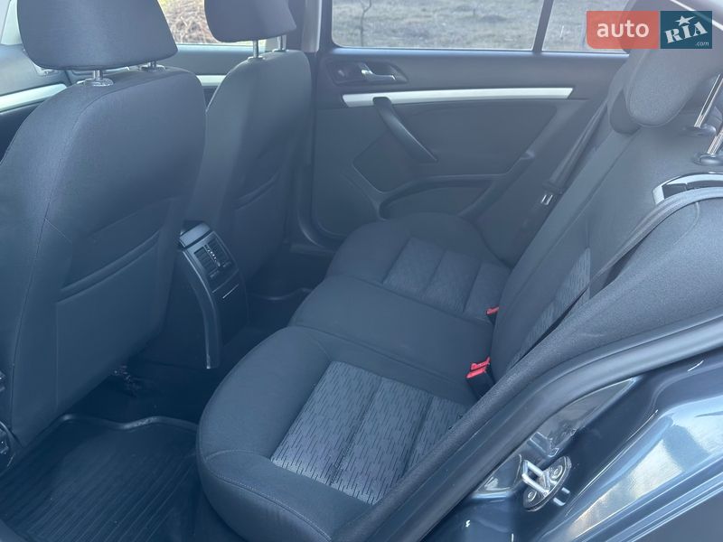 Лифтбек Skoda Octavia 2011 в Нововолынске