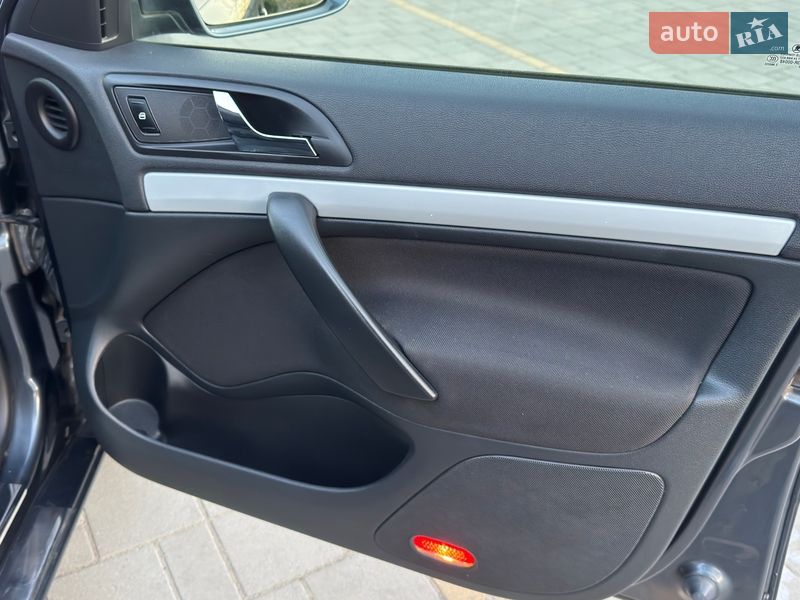 Лифтбек Skoda Octavia 2011 в Нововолынске