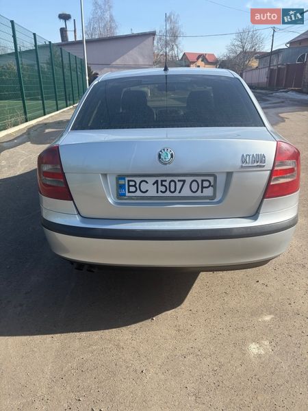 Лифтбек Skoda Octavia 2008 в Львове