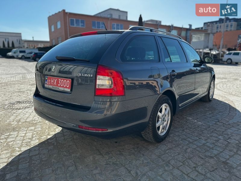 Универсал Skoda Octavia 2011 в Луцке фото 12 Универсал Skoda Octavia 2011 в Луцке
