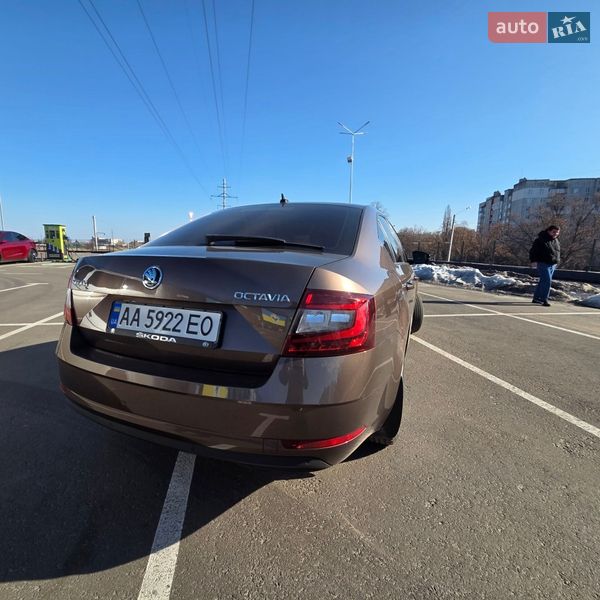 Лифтбек Skoda Octavia 2018 в Чернигове