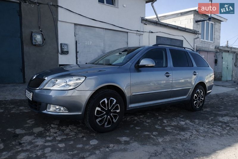 Універсал Skoda Octavia 2012 в Трускавці